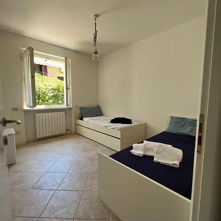 A 2 Passi Dal Mare - Seaside With Backyard * Massa (Tuscany)