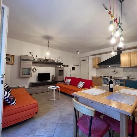 A 2 Passi Dal Mare - Seaside With Backyard Massa (Tuscany)