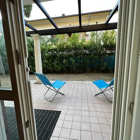 A 2 Passi Dal Mare - Seaside With Backyard Apartment